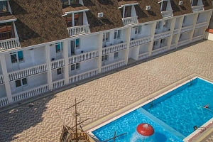 Отели Феодосии с собственным пляжем, "Капитан" с собственным пляжем - забронировать номер