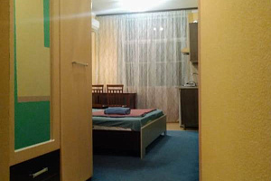 Квартиры Симеиза недорого, 1-комнатная-студия Красномаякская 18 недорого - снять