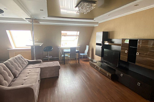 Отели Пятигорска с собственным пляжем, 2х-комнатная Кузнечная 8А с собственным пляжем