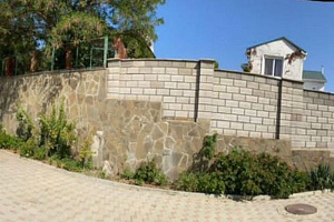 Дома Севастополя с бассейном, "Ласточка" с бассейном - снять