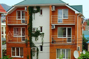 Гостевые дома Лазаревского у парка, "Красный коралл" у парка - фото
