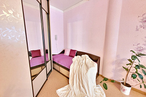 Гостиницы Тюмени с бассейном, "Отличная в Центре" 1-комнатная с бассейном - раннее бронирование