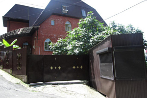 Гостевые дома Лазаревского в центре, "Восход" в центре