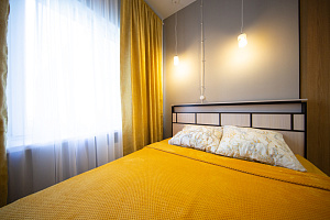 Гостиницы Петрозаводска у озера, "Orange-2" 1-комнатная у озера - фото