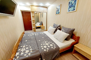Гостиницы Ижевска с размещением с животными, 2х-комнатная Карла Маркса 393 с размещением с животными - цены