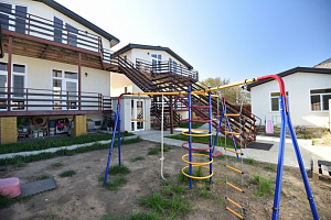 Отдых в Кучугурах с бассейном для детей, "На Приморской" с бассейном для детей - фото