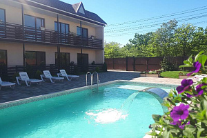 Отели Новофедоровки с бассейном, "Lira-House" с бассейном - цены