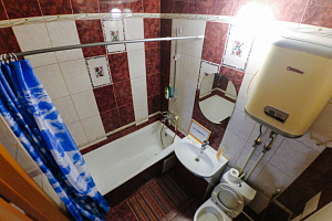 Гостиницы Екатеринбурга на карте, 1-комнатная Союзная 4 на карте - забронировать номер