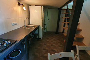 Квартиры в Горном Лоо, "Pit-Stop" в горах - фото