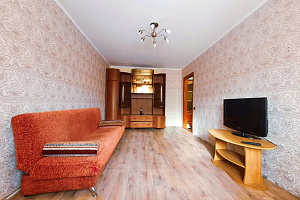 Квартира в , 1-комнатная Толстого 10 - фото
