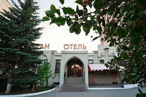 Гостиницы Челябинска с питанием, "Виктория" с питанием - забронировать номер