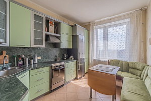 Квартиры Санкт-Петербурга с кухней, "На Звездной" 1-комнатная с кухней - снять