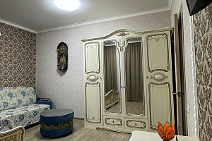 Квартиры Кисловодска 3-комнатные, 3х-комнатная на земле Авиации 27 3х-комнатная