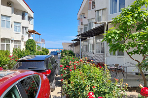 Отели Феодосии рядом с пляжем, "На Черноморской" рядом с пляжем