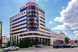 Гостиницы Челябинска с питанием, "Маркштадт" с питанием - фото