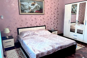 Квартиры Махачкалы 2-комнатные, "Большая уютная" 2х-комнатная 2х-комнатная - цены