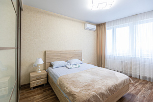 Гостиницы Нижнего Новгорода с балконом, "С Вина Реку кв 097" 1-комнатная с балконом