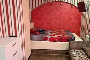 Квартиры Барнаула на месяц, "В отдельно-стоящемике" 1-комнатная на месяц - цены