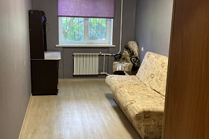 Квартиры Хабаровска на месяц, 2х-комнатная Путевая 8Б на месяц - снять