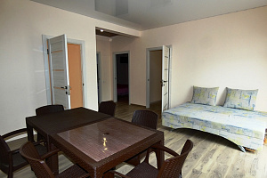 Квартиры Судака с бассейном, 3х-комнатный Чобан-Заде 13/а с бассейном - раннее бронирование