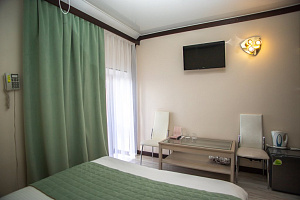Гостиницы Тюмени с питанием, "Виктория" гостиничный комплекс с питанием - раннее бронирование