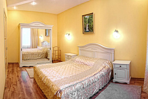 Отели Севастополя на трассе, 2х-комнатная Большая Морская 5 мотель
