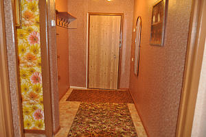 Мини-отели в Полярных Зорях, 1-комнатная Ломоносова 25 мини-отель - фото
