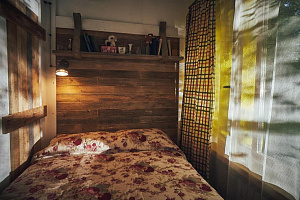 Отели Звенигорода семейные, "Каморка с лежанкой у окна" семейные - фото