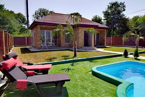 Дома Каменномостского с бассейном, "Малибу" с бассейном - фото