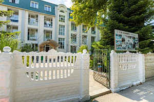 Отели Новомихайловского рядом с пляжем, "Салют" гостиничный комплекс рядом с пляжем