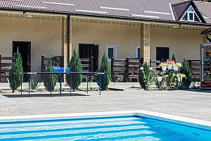 Отдых в Лагонаки с подогреваемым бассейном, "Чайный дворик" с подогреваемым бассейном