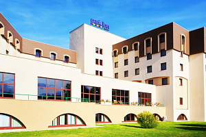 Гостиницы Великого Новгорода с бассейном, "Park Inn by Radisson" с бассейном - фото