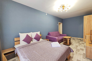 Гостиницы Тюмени с завтраком, 2х-комнатная Республики 92 с завтраком - забронировать номер