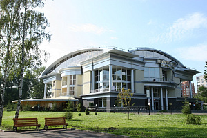 Гостевые дома Иваново с бассейном, "Шереметев Парк Отель" с бассейном