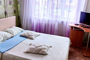 Мотели в Чебоксарах, "Версаль апартментс на Шумилова 37" 2х-комнатная мотель - забронировать номер