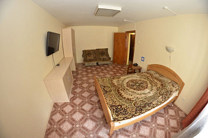 Комната в , "Furnished rooms" апарт-отель - фото