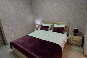 Квартиры Владикавказа на неделю, 2х-комнатная Астана Кесаева 39Б на неделю - цены