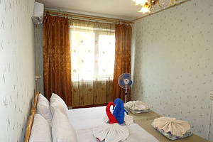 Квартиры Гагры на месяц, 2х-комнатная Абазгаа 35/6 кв 16 на месяц - цены