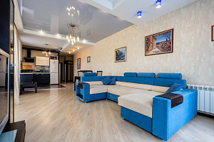 Квартиры Санкт-Петербурга с бассейном, "Видовая в Центре" 2х-комнатная с бассейном