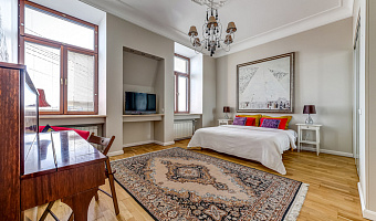 &quot;Golden Apartments&quot; 4х-комнатная квартира в Санкт-Петербурге - фото 2