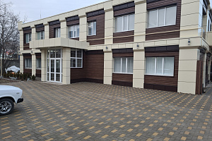 Гостиницы Тихорецка на трассе, "Петровский" гостиничный комплекс мотель - фото
