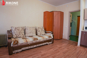 Гостиницы Тюмени с термальными источниками, 1-комнатная 50 лет ВЛКСМ 15к1 с термальными источниками - забронировать номер