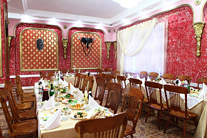 Гостиницы Новосибирска с питанием, "Золотой лев" с питанием - фото