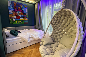 Квартиры Москвы на неделю, "Уютная с коконом" 1-комнатная на неделю