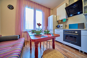 Отели Ленинградской области у озера, 1-комнатная Южное 51к1 у озера