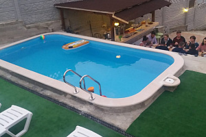 Отели Орджоникидзе с бассейном, "Villa Monte Mare" мини-отель с бассейном - забронировать номер