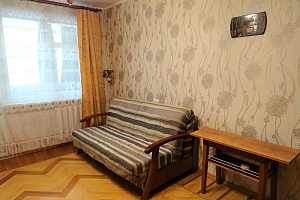 Квартиры Алупки недорого, 2х-комнатная Сурикова 16 недорого - цены