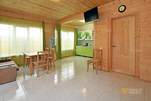 Отели Голубицкой с кухней в номере, "Домик на Лазурном 23" с кухней в номере