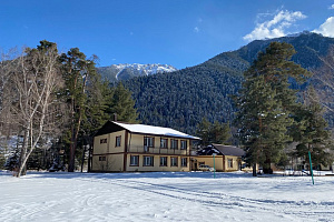 Гостиницы Теберды в горах, "Чегет" в горах