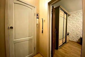 Гостиницы Тобольска с термальными источниками, 1-комнатная мкр 9-й 23 с термальными источниками - забронировать номер